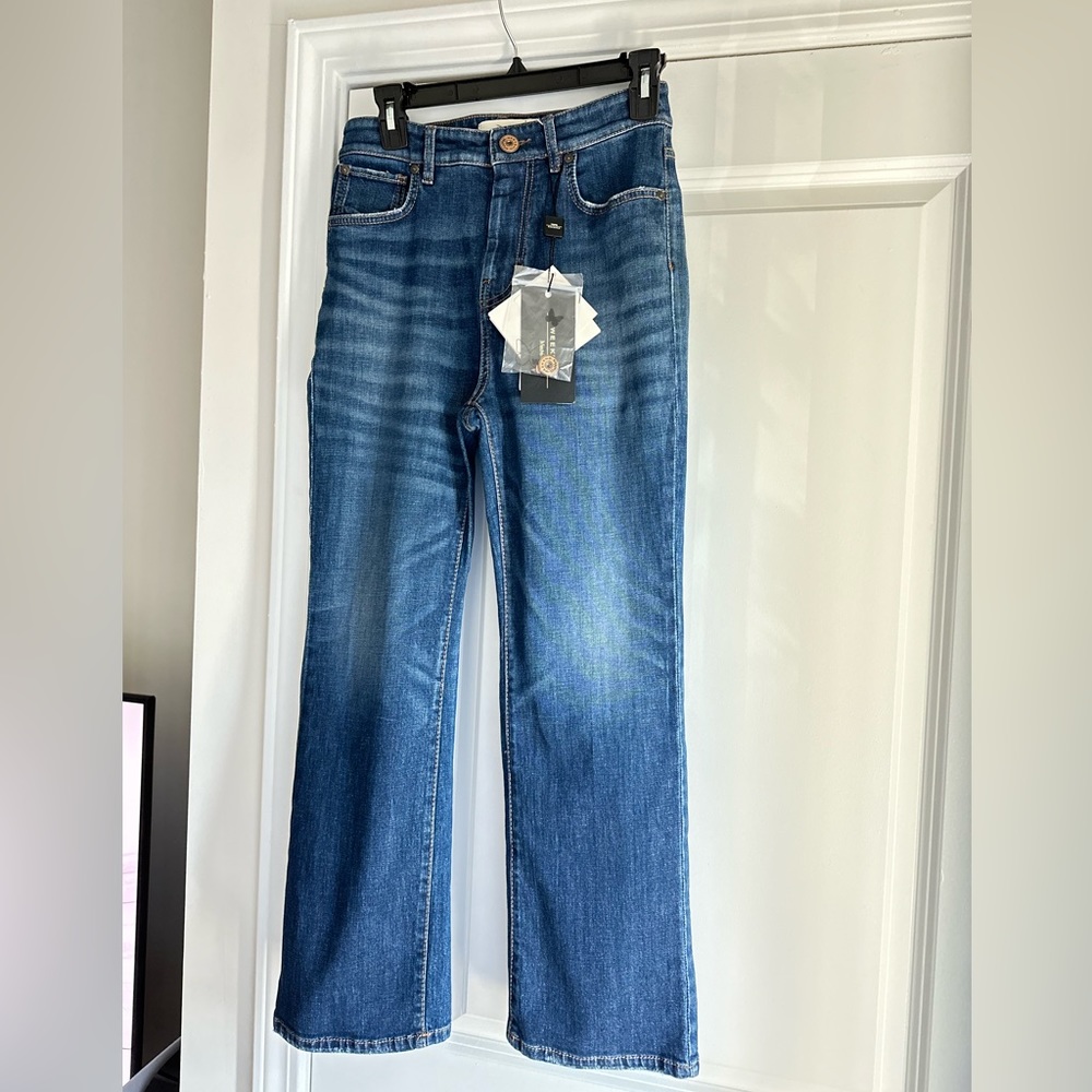 W 22 Weekend Max Mara Denim Pants
